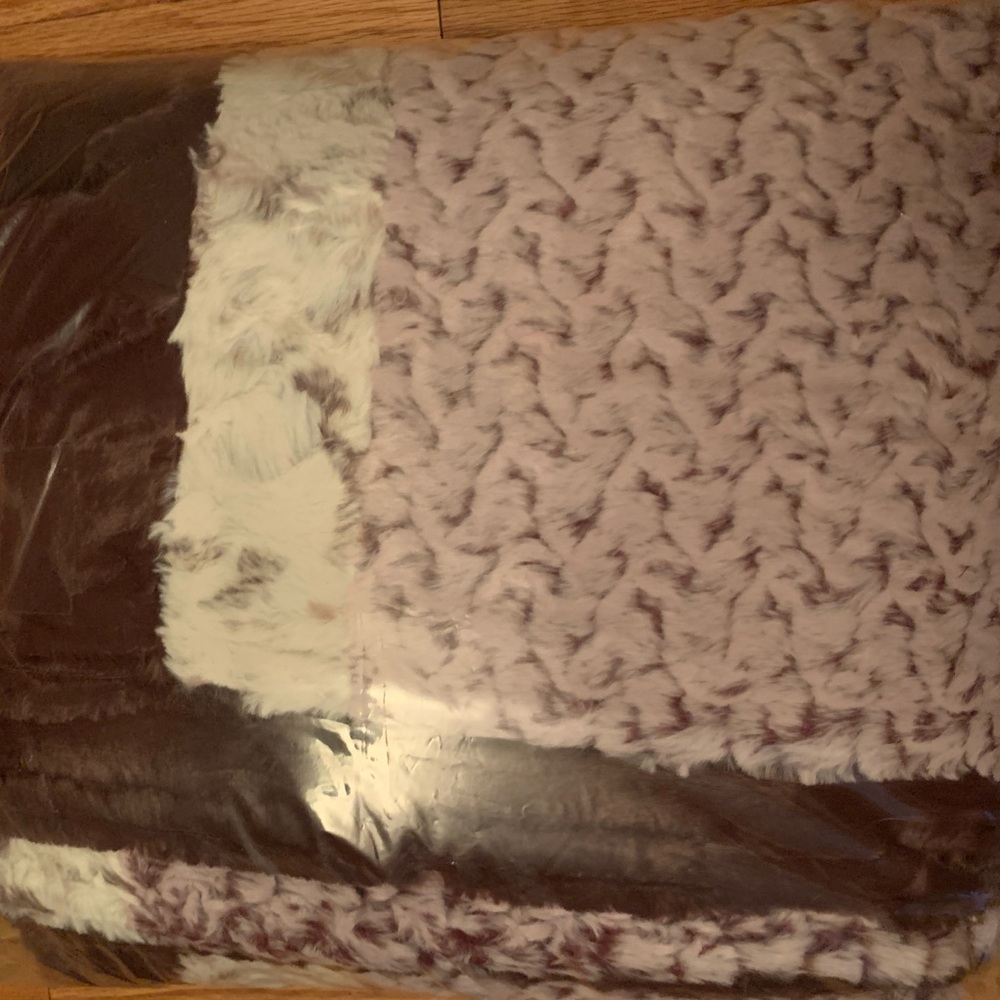 Sew Sweet Minky Blanket !